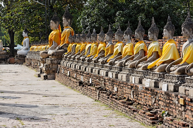 Wat Yai Chai Monkon-007